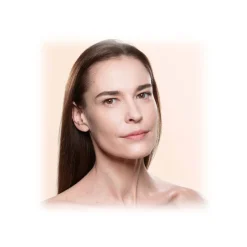 Giorgio Armani - Luminous Silk Foundation - Light Liquid Foundation - Luxury - Avvenice