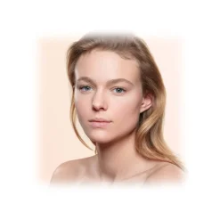 Giorgio Armani - Luminous Silk Foundation - Light Liquid Foundation - Luxury - Avvenice