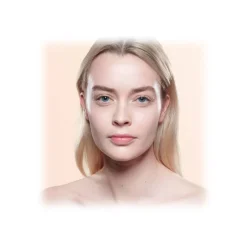 Giorgio Armani - Luminous Silk Foundation - Award Nominee Armani’s Iconic Lightweight Foundation - Luxury - Avvenice