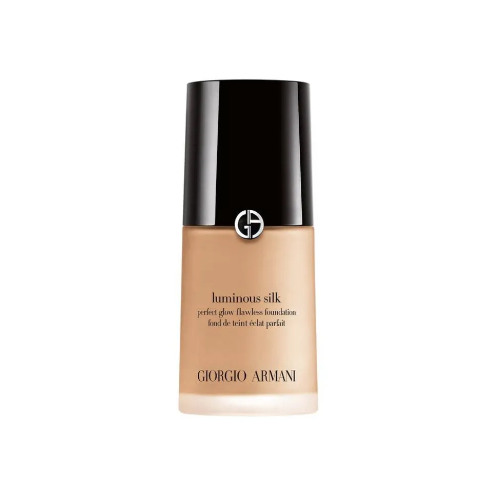 Giorgio Armani - Luminous Silk Foundation - Award Nominee Armani’s Iconic Lightweight Foundation - Luxury - Avvenice
