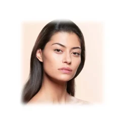 Giorgio Armani - Luminous Silk Foundation - Award Nominee Armani’s Iconic Lightweight Foundation - Luxury - Avvenice