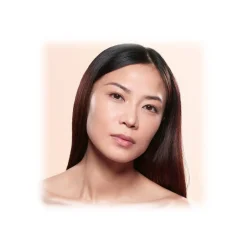 Giorgio Armani - Luminous Silk Foundation - Award Nominee Armani’s Iconic Lightweight Foundation - Luxury - Avvenice