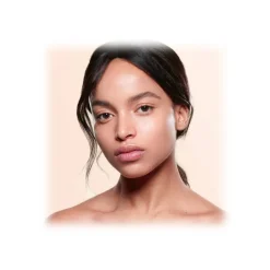 Giorgio Armani - Luminous Silk Foundation - Award Nominee Armani’s Iconic Lightweight Foundation - Luxury - Avvenice