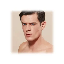 Giorgio Armani - Luminous Silk Foundation - Award Nominee Armani’s Iconic Lightweight Foundation - Luxury - Avvenice