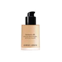 Giorgio Armani - Luminous Silk Foundation - Award Nominee Armani’s Iconic Lightweight Foundation - Luxury - Avvenice