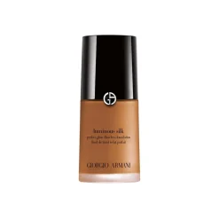 Giorgio Armani - Luminous Silk Foundation - Award Nominee Armani’s Iconic Lightweight Foundation - Luxury - Avvenice