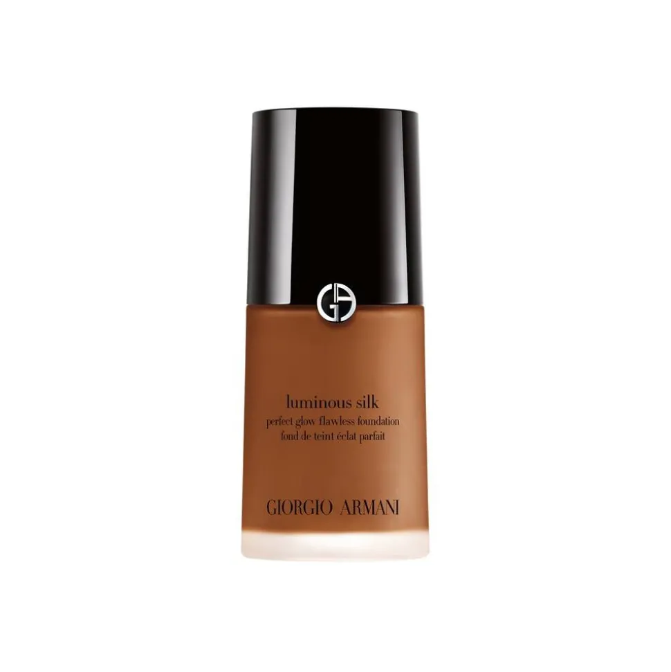 Giorgio Armani - Luminous Silk Foundation - Award Nominee Armani’s Iconic Lightweight Foundation - Luxury - Avvenice
