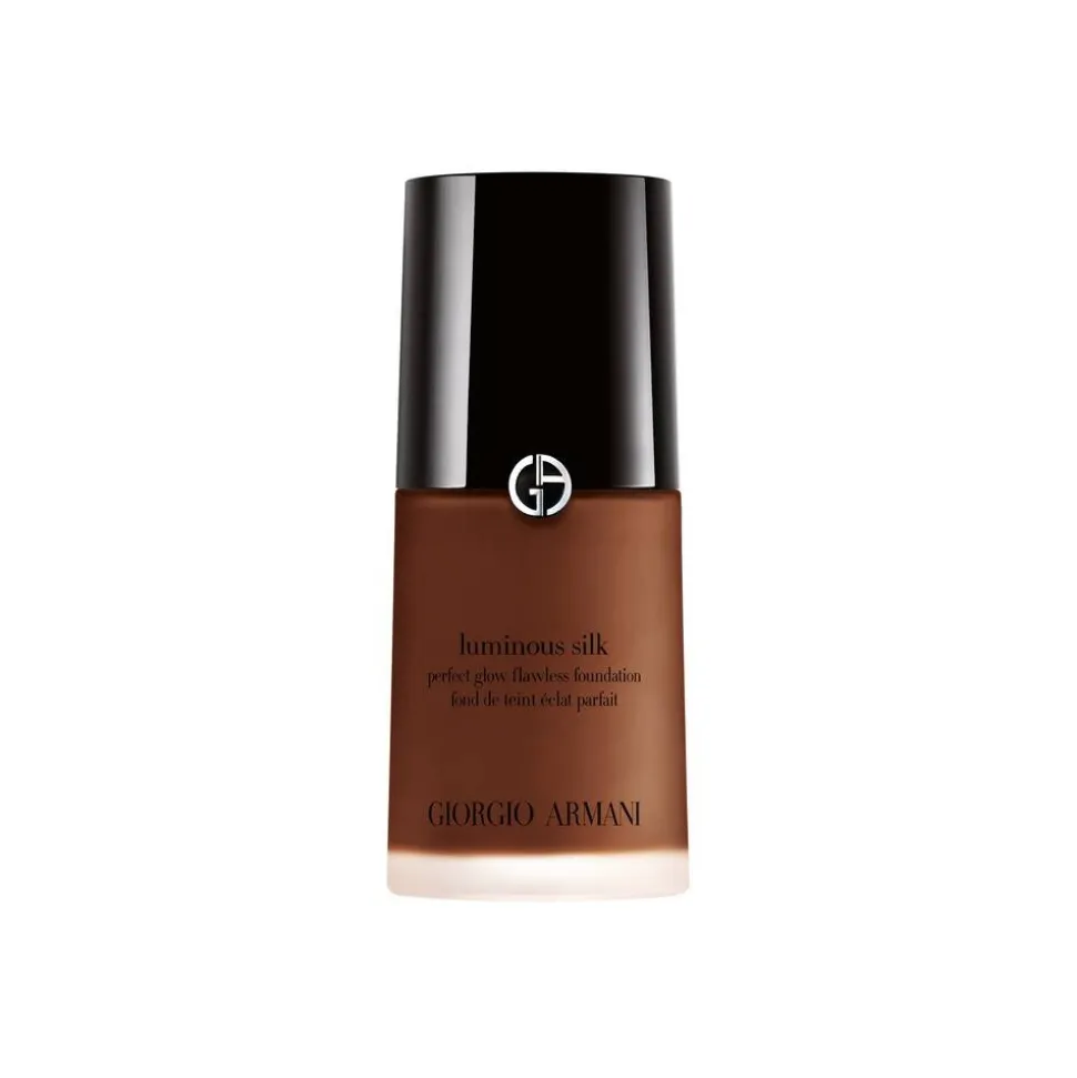 Giorgio Armani - Luminous Silk Foundation - Award Nominee Armani’s Iconic Lightweight Foundation - Luxury - Avvenice