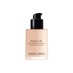 Giorgio Armani - Luminous Silk Foundation - Award Nominee Armani’s Iconic Lightweight Foundation - Luxury - Avvenice