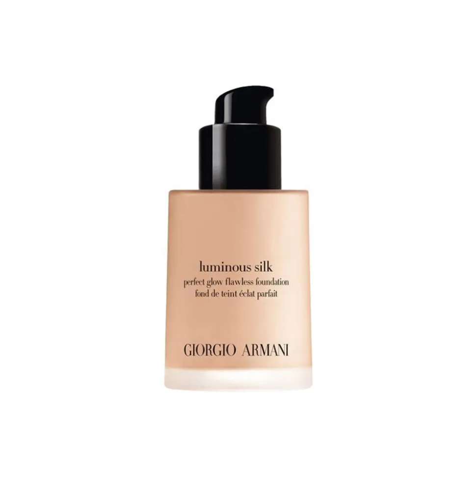 Giorgio Armani - Luminous Silk Foundation - Award Nominee Armani’s Iconic Lightweight Foundation - Luxury - Avvenice