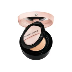 Giorgio Armani - My Armani To Go Tone-Up Cushion Dewy foundation - Anti-pollution and Anti-Aging Foundation with Hyaluronic Acid - Avvenice