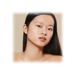 Giorgio Armani - Neo Nude True-to-Skin Natural Illuminating Foundation - A Light Foundation with a Natural Finish - Luxury - Avvenice