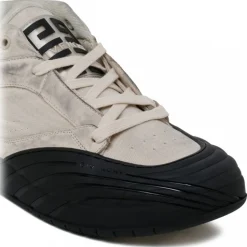 Givenchy - White Skate Sneakers - Givenchy Exclusive Luxury Collection - Avvenice