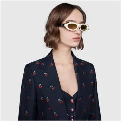 Gucci - Oval Sunglasses with Swarovski Crystals - Black - Gucci Eyewear - Avvenice