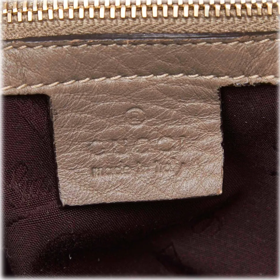 Gucci Vintage - Leather G Wave Shoulder Bag - Grey - Leather Handbag - Luxury High Quality - Avvenice
