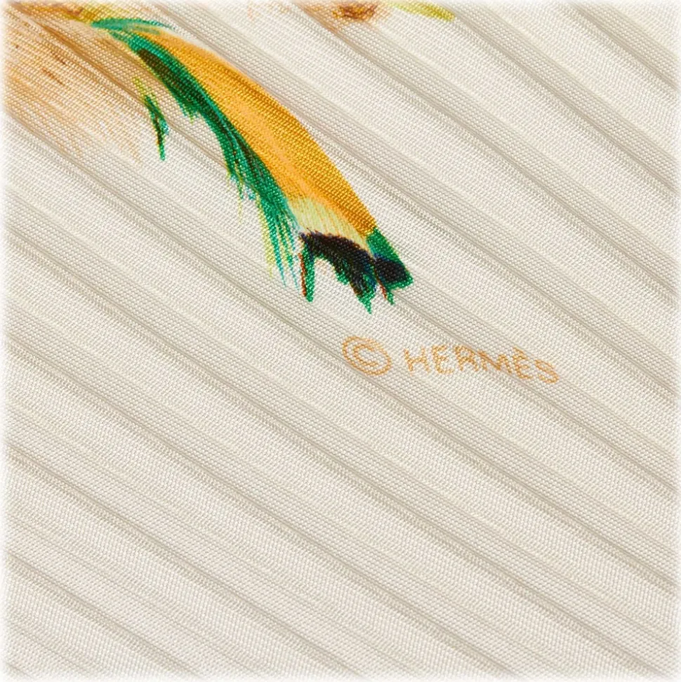 Hermès Vintage - Les Plumes Silk Scarf - White Multi - Silk Foulard - Luxury High Quality - Avvenice