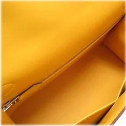 Hermès Vintage - Tadelakt Kelly 28 Bag - Yellow - Leather and Calf Handbag - Luxury High Quality - Avvenice