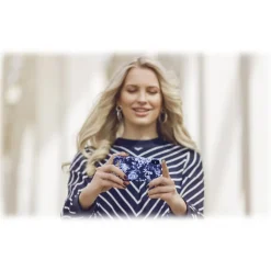 iDeal of Sweden - Fashion Case Cover - Sailor Blue Bloom - iPhone 8 / 7 / 6 / 6s Plus - iPhone Case - New Fashion Collection - Avvenice