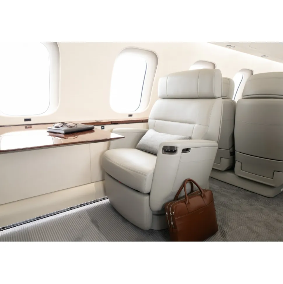 JupitAir Monaco - Nice - Huston - Bombardier Global - Ultra Long Range - Private Jet - Exclusive Luxury Private Jet - Avvenice