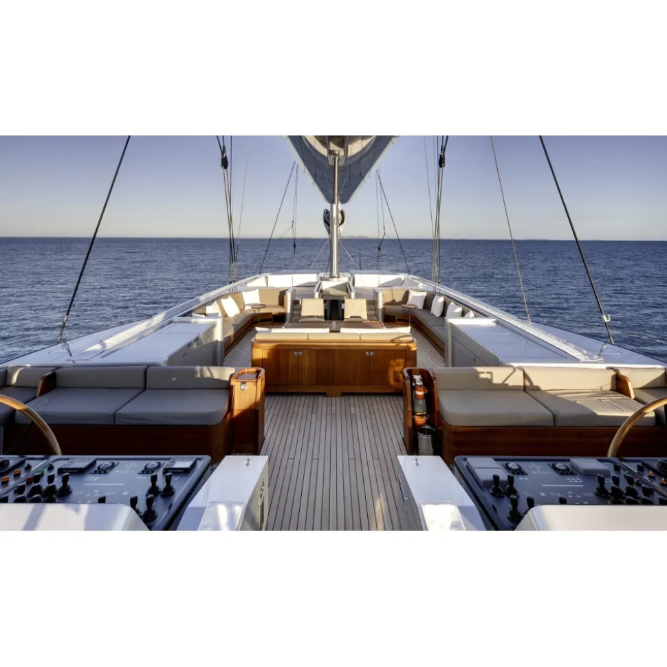 JupitAir Yachting Monaco - Vertigo - Alloy Yachts - 67 m - Private Exclusive Luxury Yacht - Avvenice