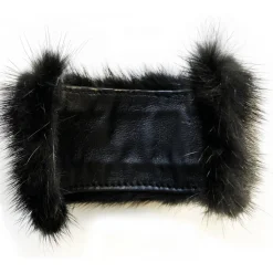 Kristina MC - Mink Fur Bracelet with Star-Shaped Studs - Black - High Quality Leather Craft - Avvenice