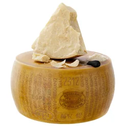 La Fattoria di Parma - Parmigiano Reggiano PDO Minimum Seasoning 12 Months - Artisan Cured Meats - 41000 g - Avvenice