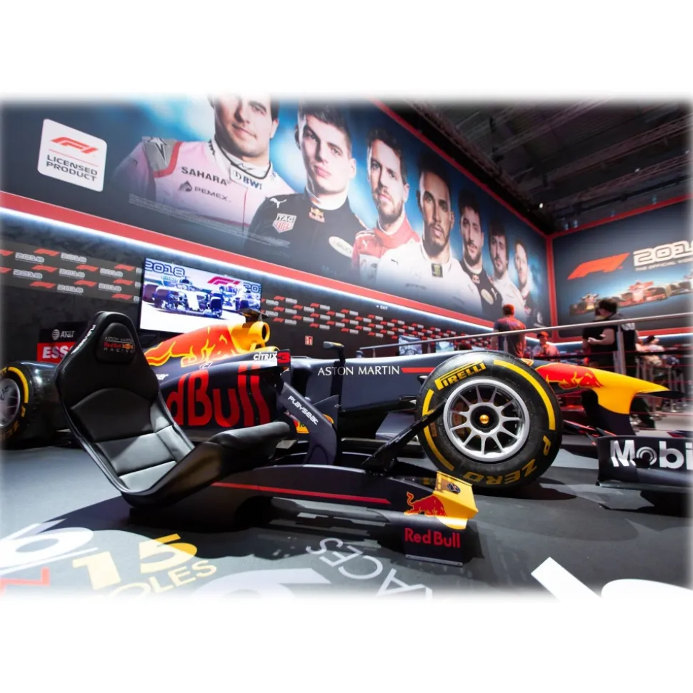 Logitech - G923 - Trueforce Sim Racing Wheel - PC - PS - XBOX - Real Simulation - Gaming - Play Station - PS5 - Avvenice