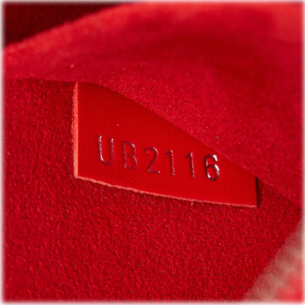 Louis Vuitton Vintage - Epi Wristlet Pouch - Red - Leather and Epi Leather Pouch - Luxury High Quality - Avvenice