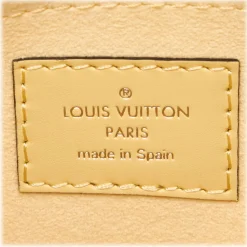 Louis Vuitton Vintage - Epi Pouch - Beige - Leather and Epi Leather Pouch - Luxury High Quality - Avvenice
