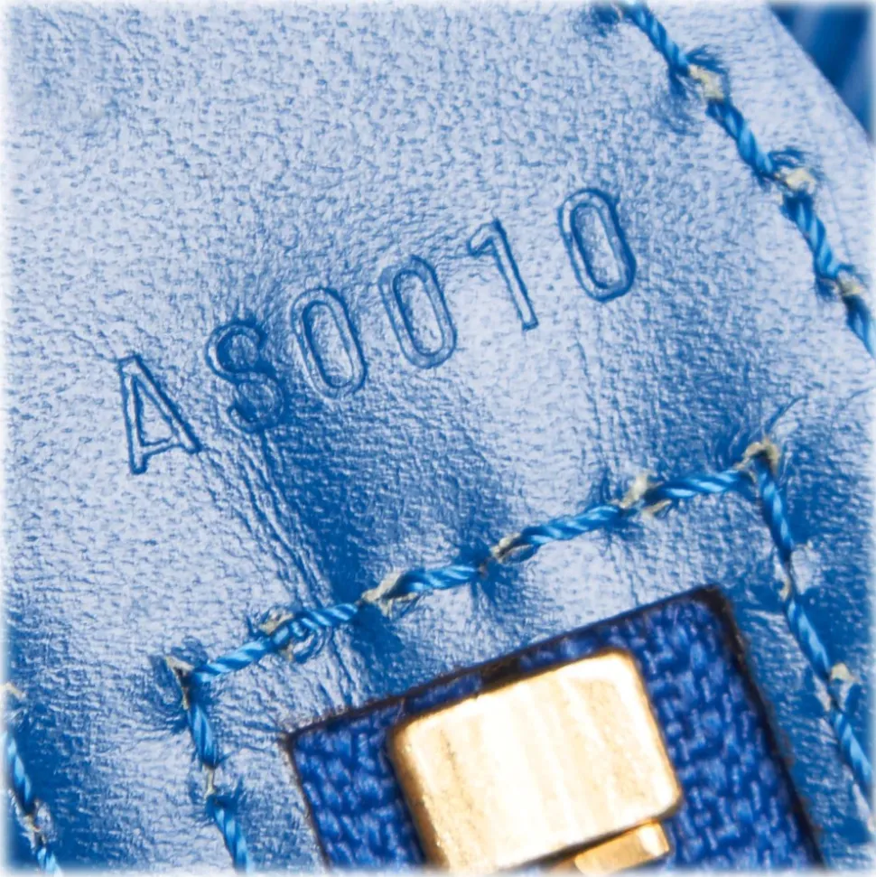 Louis Vuitton Vintage - Epi Saint Jacques PM Bag - Blue - Leather and Epi Leather Handbag - Luxury High Quality - Avvenice