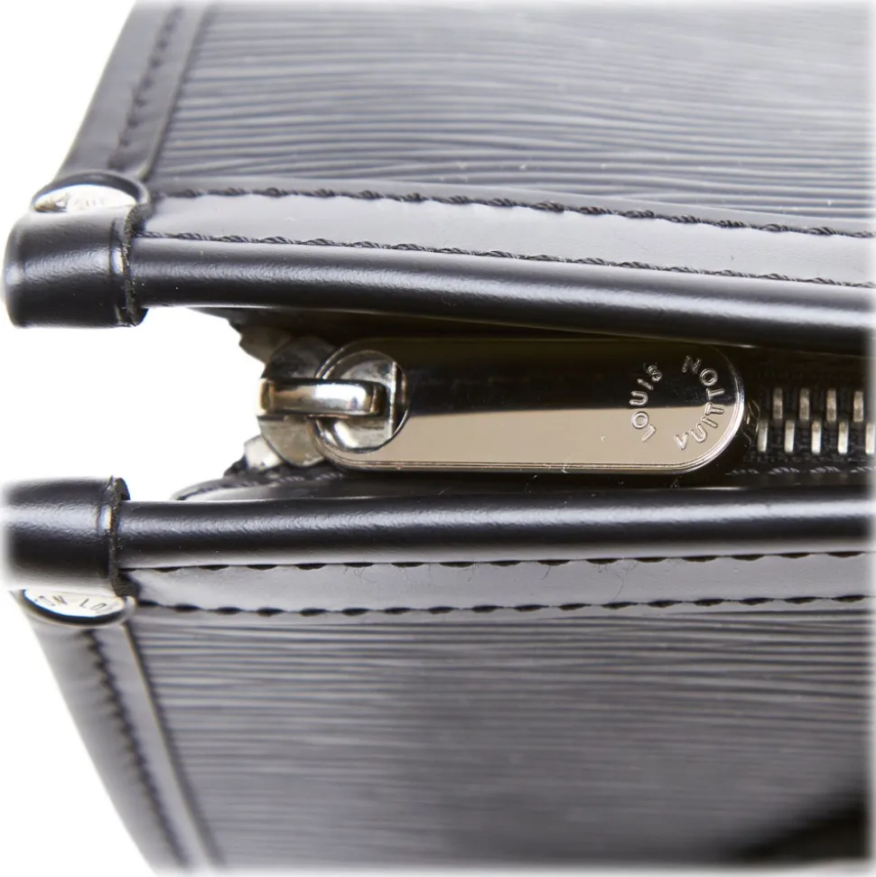 Louis Vuitton Vintage - Epi Madeleine PM Bag - Black - Leather and Epi Leather Handbag - Luxury High Quality - Avvenice