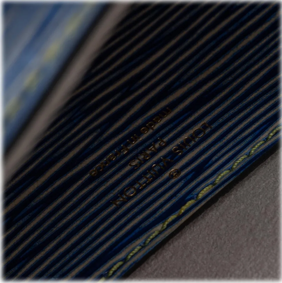 Louis Vuitton Vintage - Epi Twist MM Bag - Blue - Leather and Epi Leather Handbag - Luxury High Quality - Avvenice