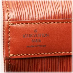 Louis Vuitton Vintage - Epi Sac Depaule Bag - Brown - Leather and Epi Leather Handbag - Luxury High Quality - Avvenice