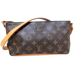 Louis Vuitton Vintage - Monogram Trotteur - Brown - Monogram Canvas Crossbody Bag - Luxury High Quality - Avvenice
