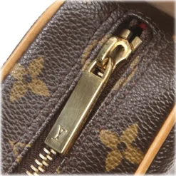 Louis Vuitton Vintage - Monogram Croissant MM Bag - Brown - Monogram Canvas and Leather Handbag - Luxury High Quality - Avvenice