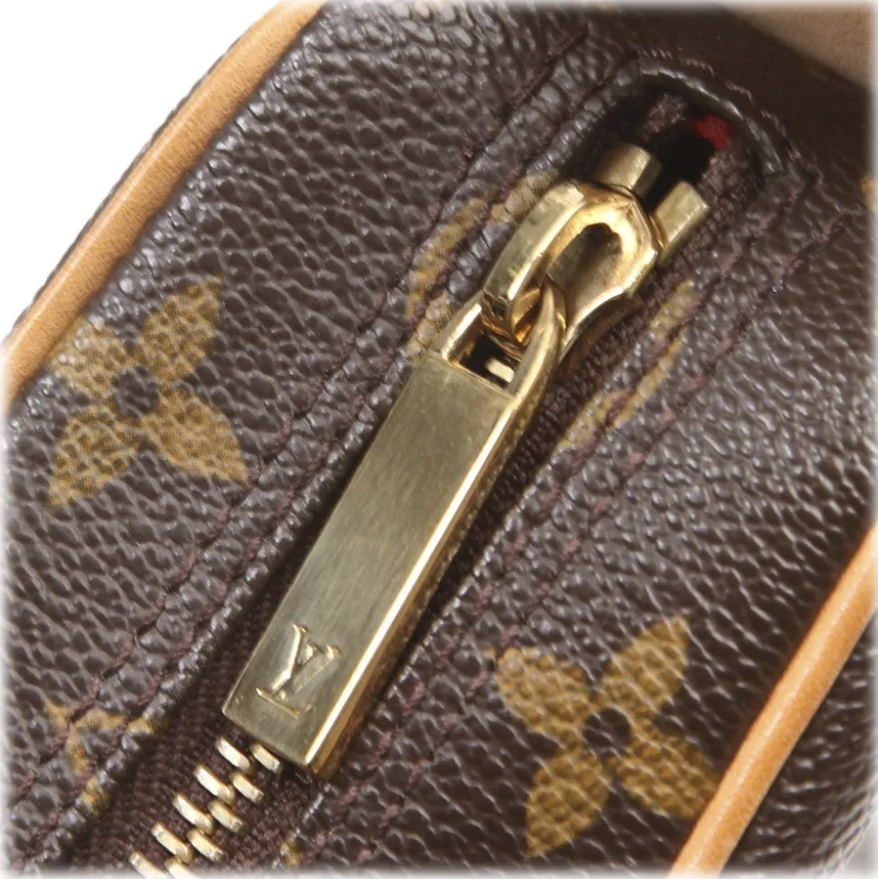 Louis Vuitton Vintage - Monogram Croissant MM Bag - Brown - Monogram Canvas and Leather Handbag - Luxury High Quality - Avvenice