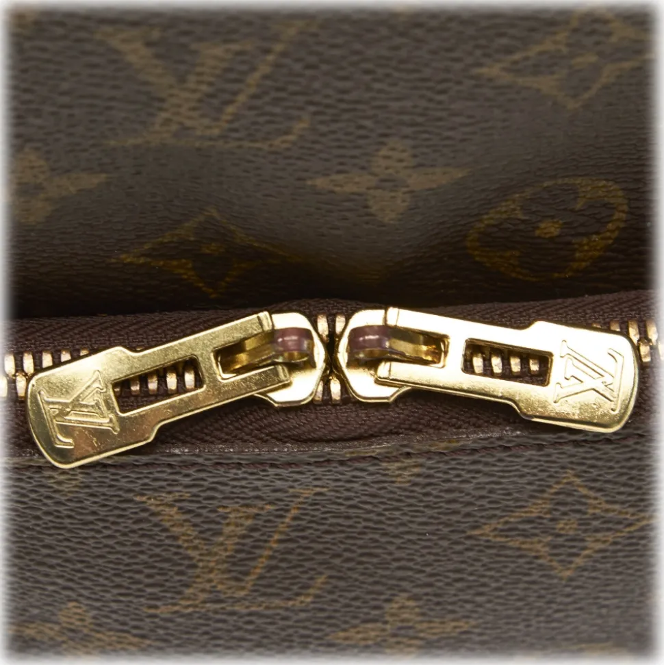 Louis Vuitton Vintage - Monogram Canvas Evasion Bag - Brown - Monogram Canvas and Leather Handbag - Luxury High Quality - Avvenice