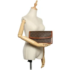Louis Vuitton Vintage - Monogram Pochette Dame GM - Brown - Monogram Canvas and Calf Leather Clutch Bag - Luxury High Quality - Avvenice