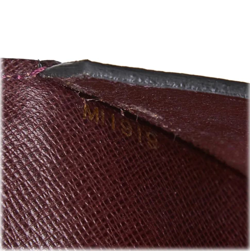 Louis Vuitton Vintage - Taiga Document Case Clutch Bag - Red Burgundy - Taiga Leather Pochette - Luxury High Quality - Avvenice