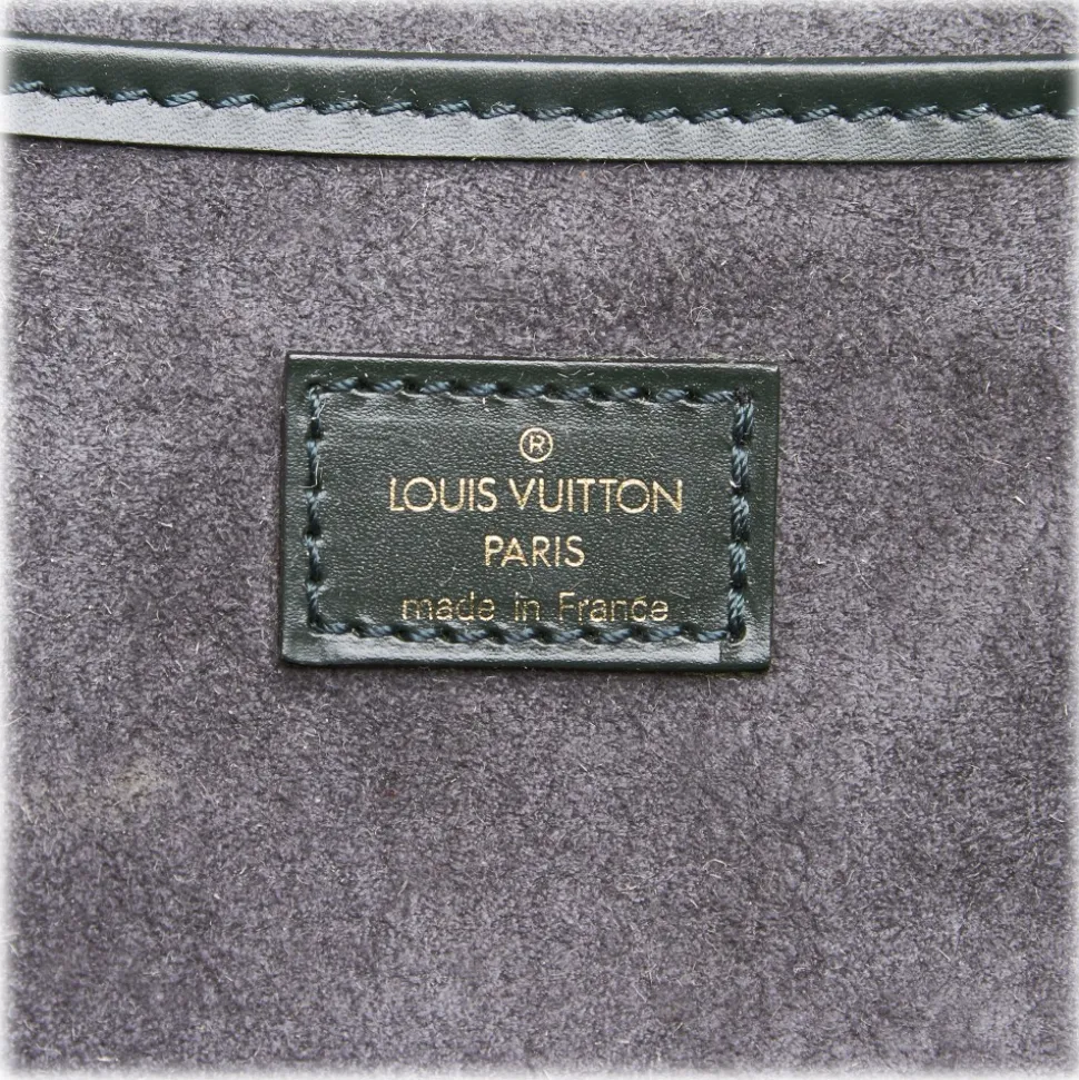 Louis Vuitton Vintage - Taiga Kendall PM Bag - Black - Taiga Leather and Leather Handbag - Luxury High Quality - Avvenice
