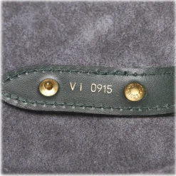 Louis Vuitton Vintage - Taiga Kendall PM Bag - Black - Taiga Leather and Leather Handbag - Luxury High Quality - Avvenice