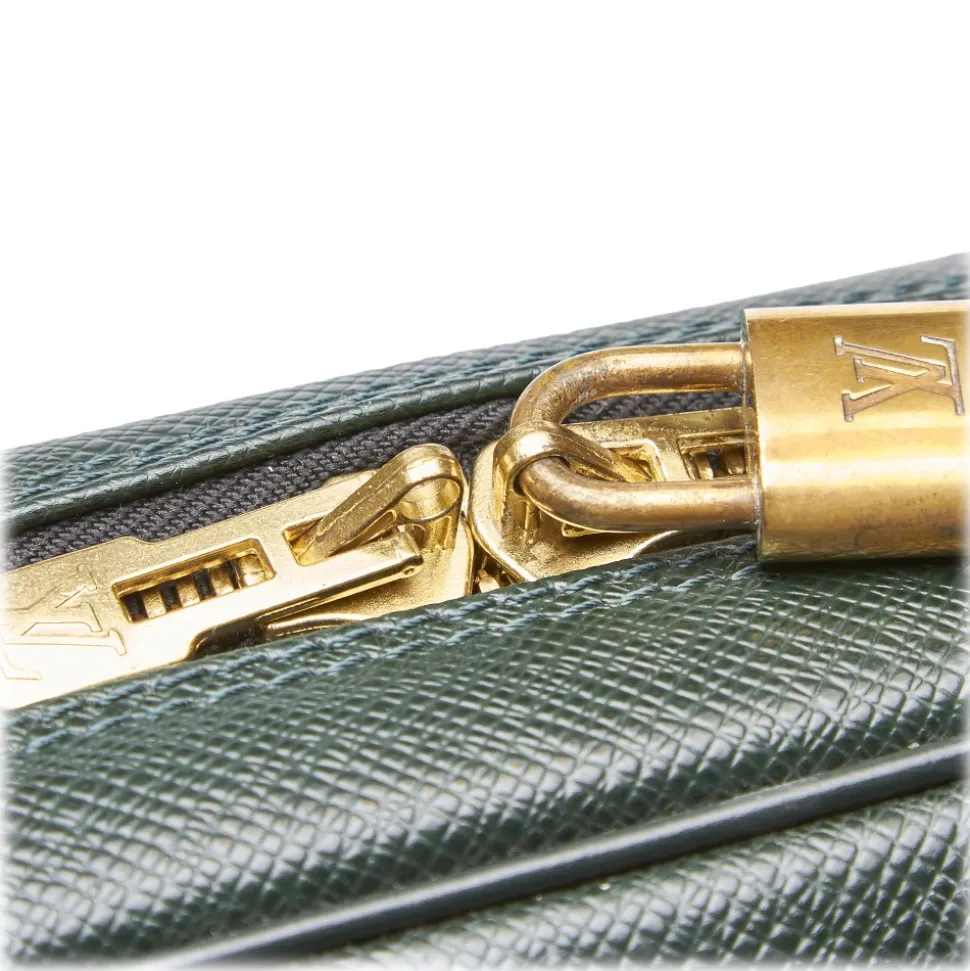 Louis Vuitton Vintage - Taiga Kendall PM Bag - Black - Taiga Leather and Leather Handbag - Luxury High Quality - Avvenice