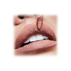 MAC Cosmetics - Retro Matte Liquid Lipcolour - Lipstick - Luxury - Avvenice