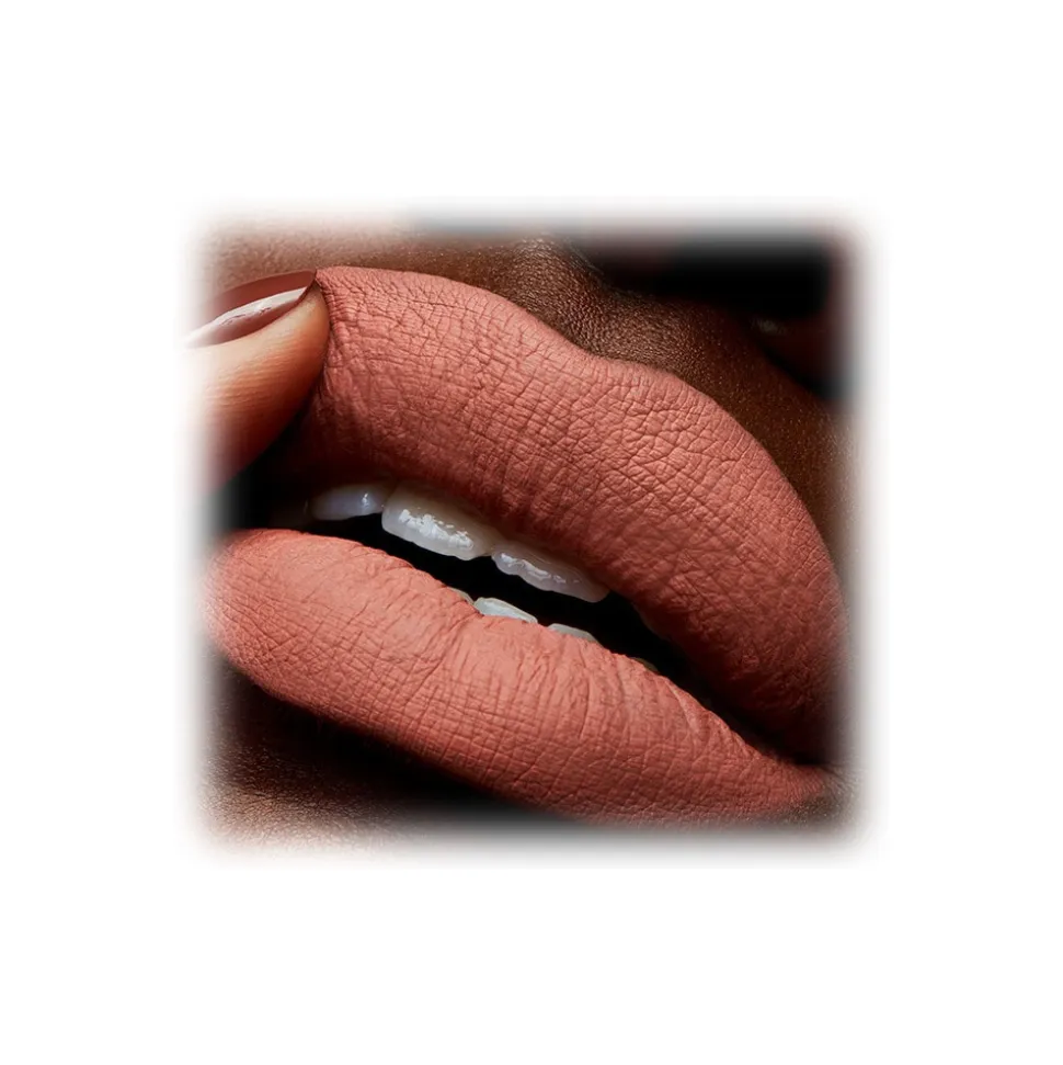 MAC Cosmetics - Retro Matte Liquid Lipcolour - Lipstick - Luxury - Avvenice