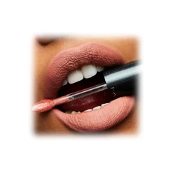 MAC Cosmetics - Retro Matte Liquid Lipcolour - Lipstick - Luxury - Avvenice