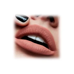 MAC Cosmetics - Retro Matte Liquid Lipcolour - Lipstick - Luxury - Avvenice