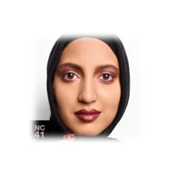 MAC Cosmetics - Studio Fix Fluid SPF 15 - Foundation - Luxury - Avvenice