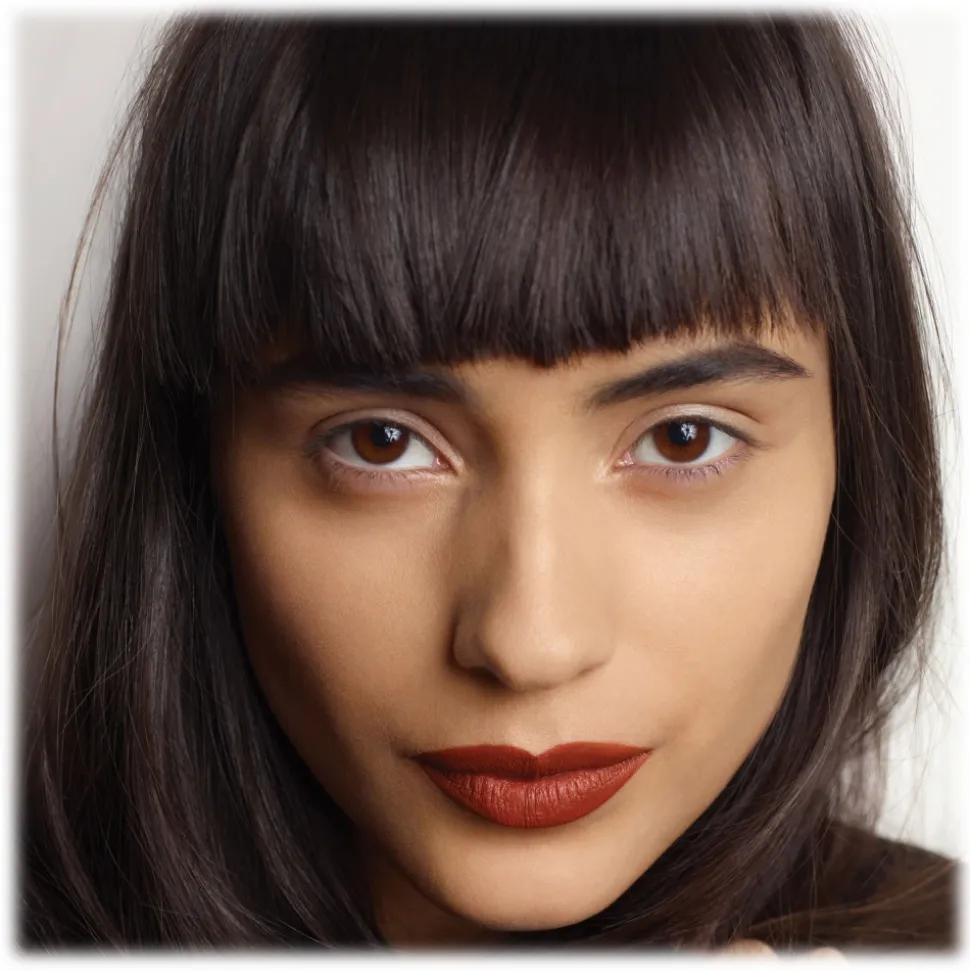 MAC Cosmetics - Studio Fix Fluid SPF 15 - Foundation - Luxury - Avvenice