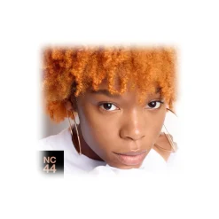 MAC Cosmetics - Studio Fix Fluid SPF 15 - Foundation - Luxury - Avvenice