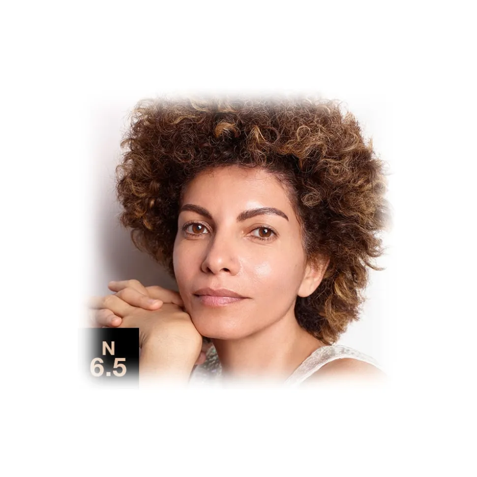 MAC Cosmetics - Studio Fix Fluid SPF 15 - Foundation - Luxury - Avvenice